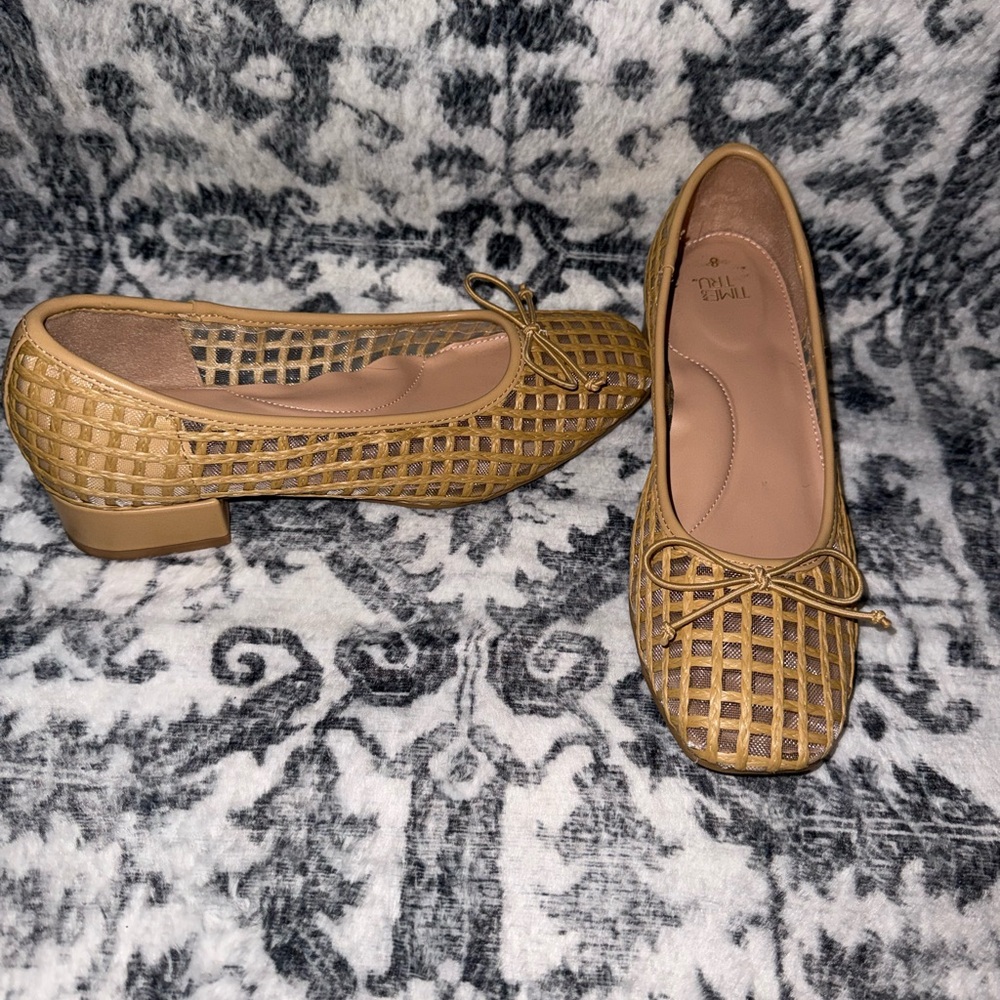 Women’s Tan Woven Ballet Flats with Bow